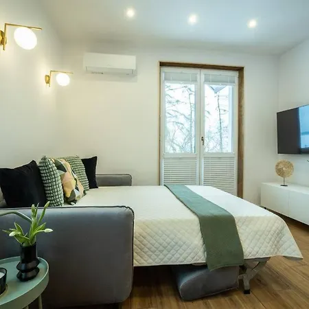 Nowy Z Widokiem Na Jezioro Apartament *