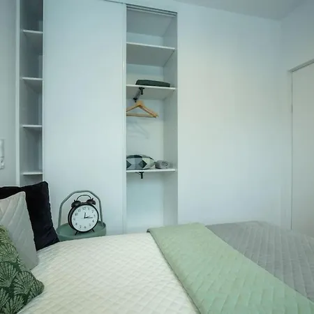 Apartament Nowy Z Widokiem Na Jezioro