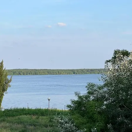 Nowy Z Widokiem Na Jezioro *