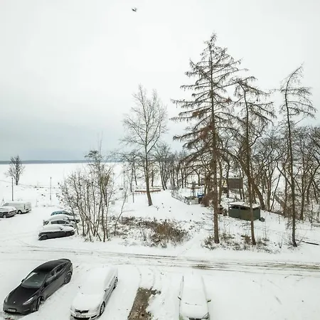 Nowy Z Widokiem Na Jezioro